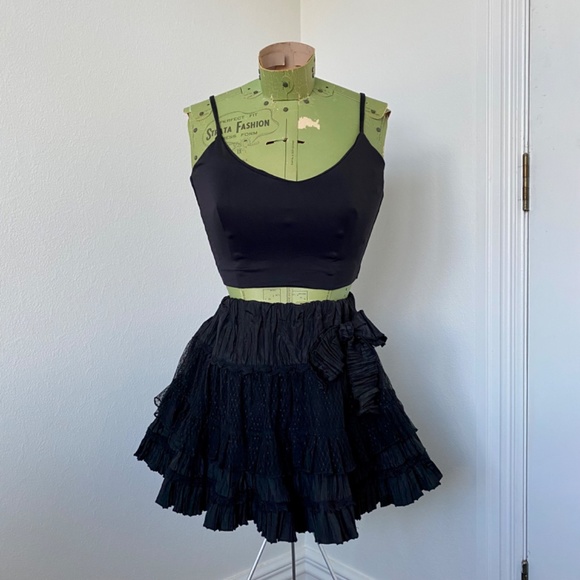 Royal bone crinkle tutu size S - Picture 3 of 5